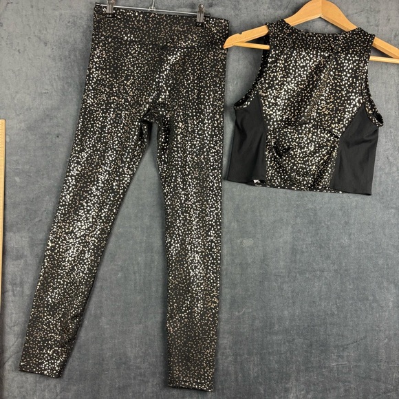 Nike DRI-FIT One Black/Gold Star Leggings & Crop Tank SET Girls Sz XL - Picture 8 of 10